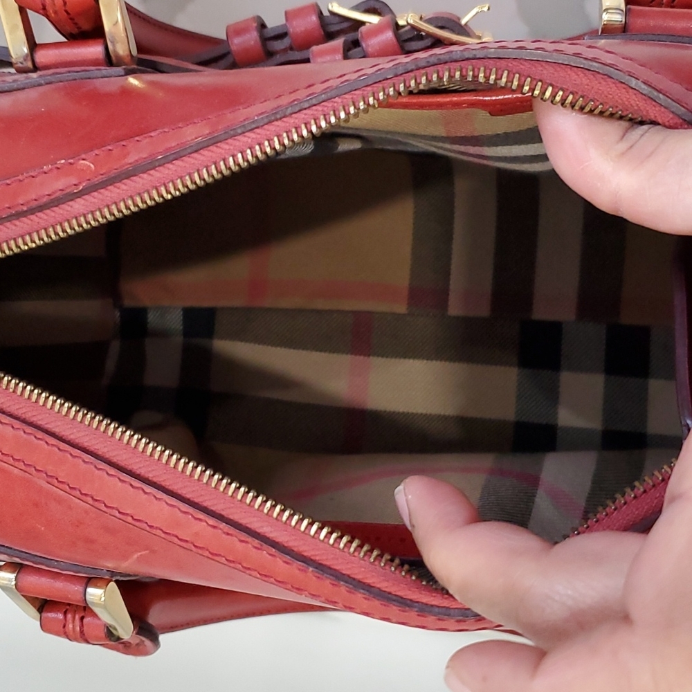 Authentic Burberry Red Leather Bag - Picture 4 of 6